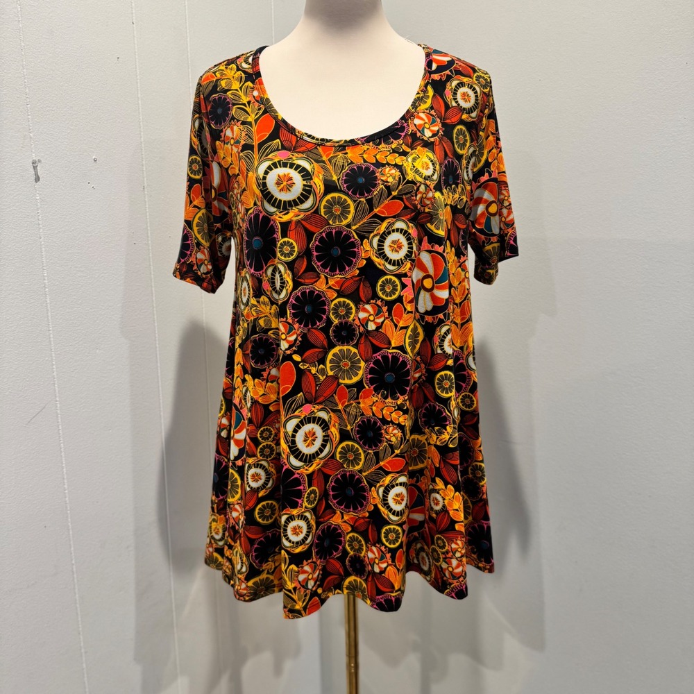 LuLaRoe Multicolor Floral Tunic Top Retro Pattern Vibrant | Size M